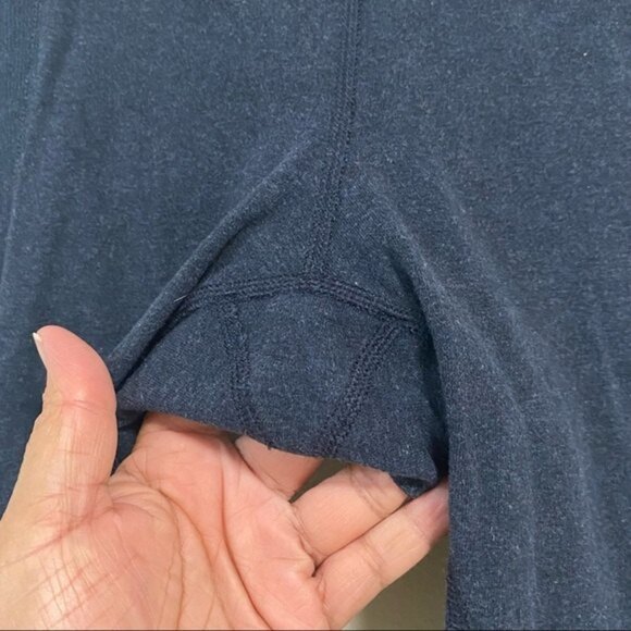 Lululemon Wunder Under Crop*Sashiko Inkwell 22” inseam Size 4 - Picture 4 of 12